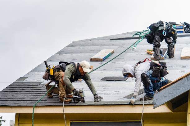 Professional Gutter Installation technician working in Moses Lake, WA